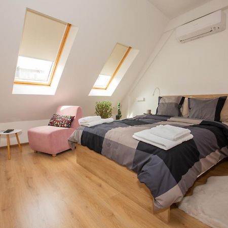 Charming Apartment In Shtip'S Downtown Stip Exterior photo
