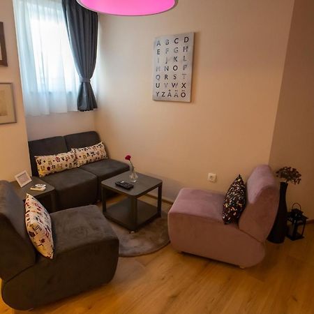 Charming Apartment In Shtip'S Downtown Stip Exterior photo
