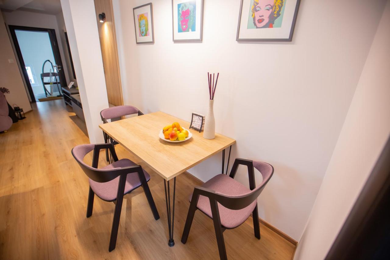 Charming Apartment In Shtip'S Downtown Stip Exterior photo